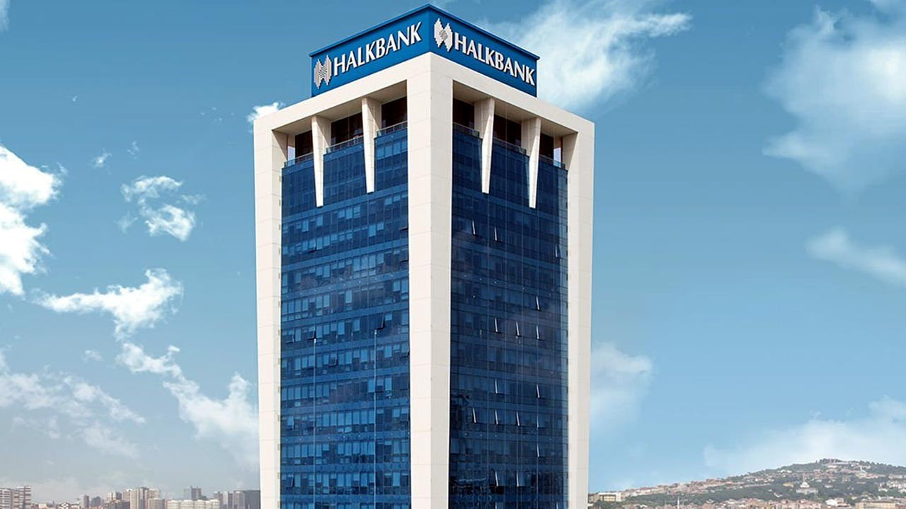 Halkbank İş İlanlarına Başvurmanın Avantajları